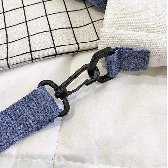 NEW| Disney Lilo & Stitch Small Crossbody Canvas Tote Bag - Picture 2 of 8